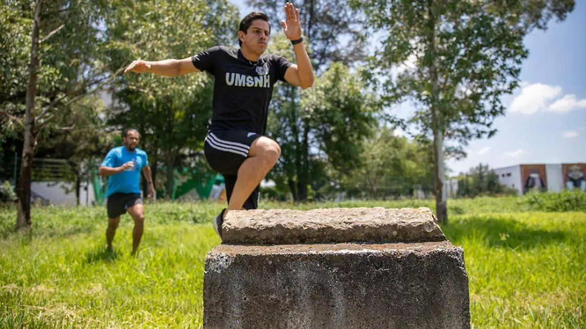 Hombre haciendo deporte